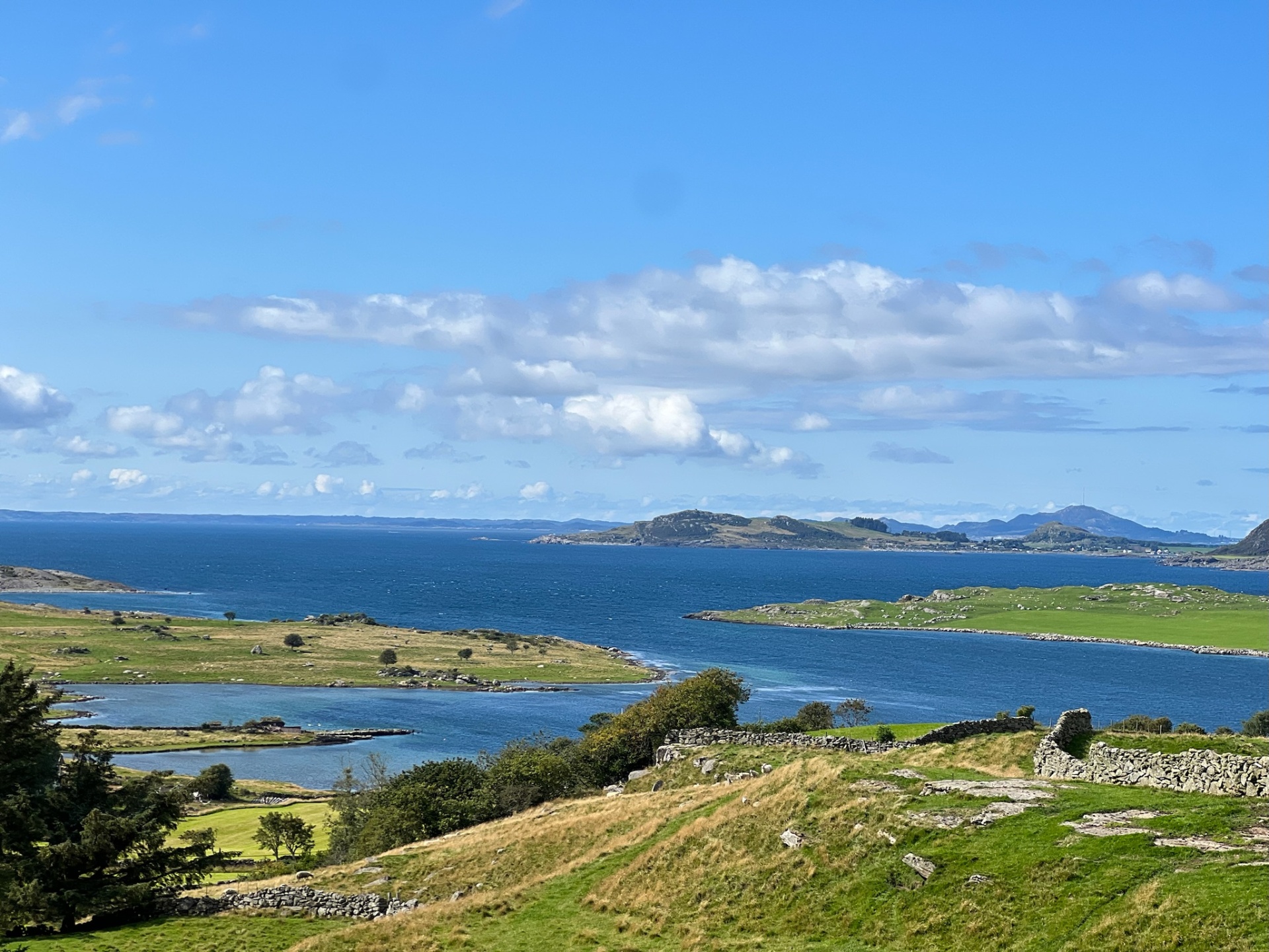 View from Bru Island northward toward NTB fishing grounds